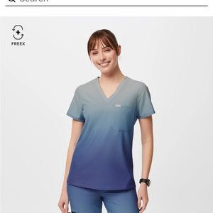 Figs Ombré Ocean Mist set. Has been worn maybe once. Excellent condition!